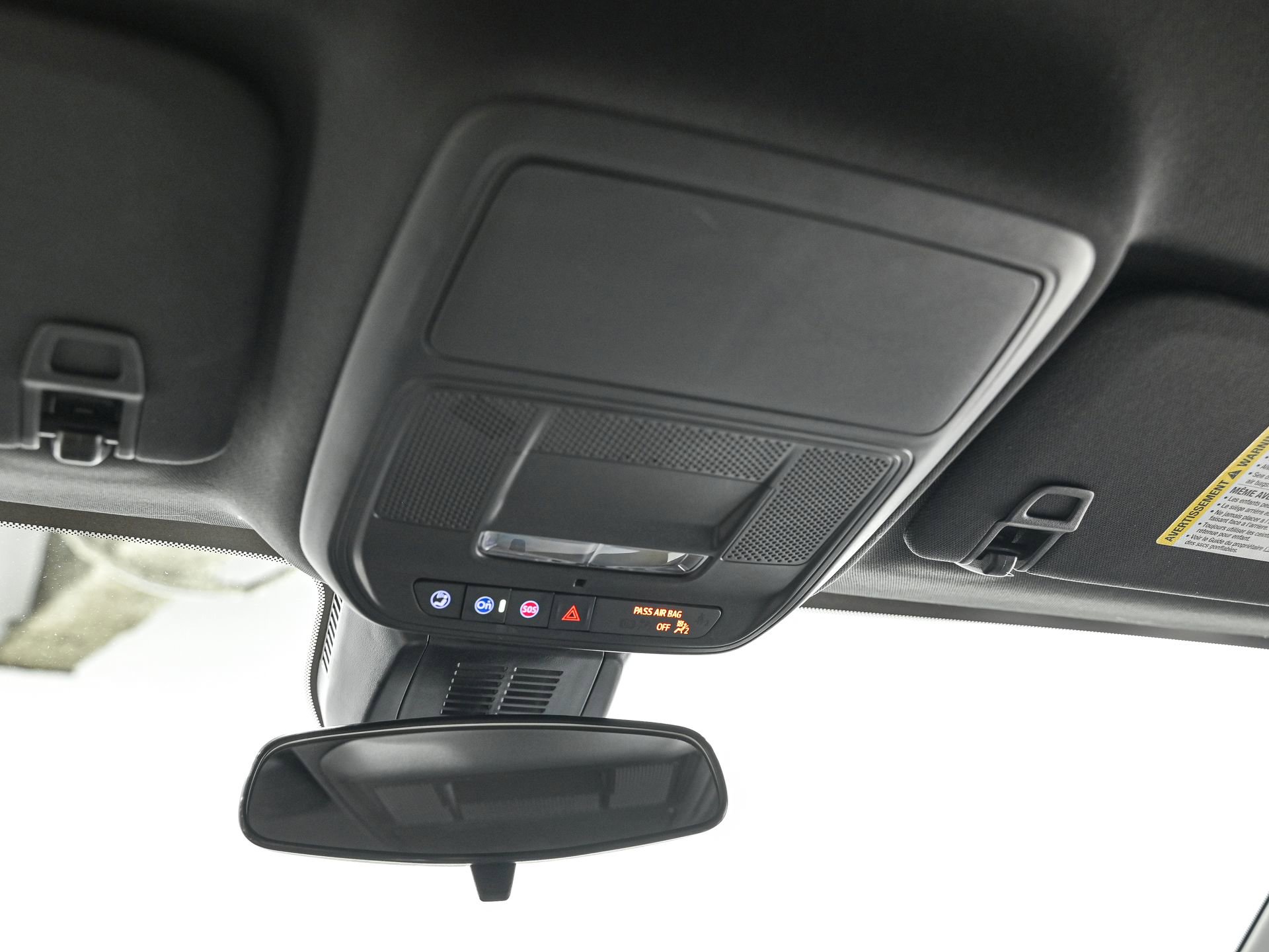 Used 2025 Chevrolet Equinox LT FWD image 24