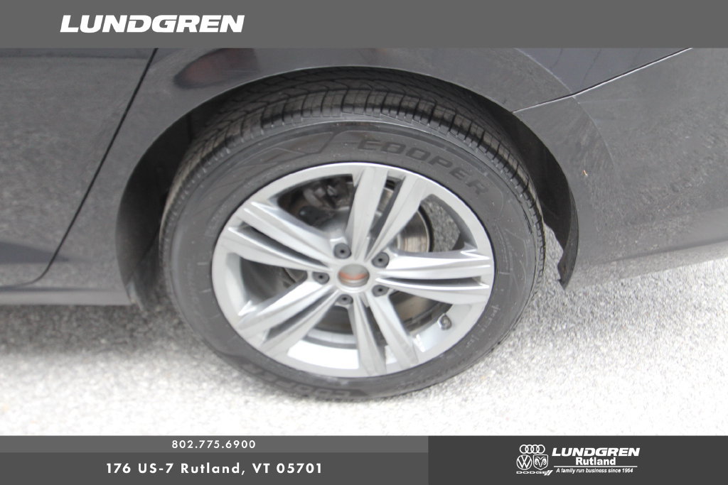 Used 2024 Volkswagen Jetta SE FWD image 16