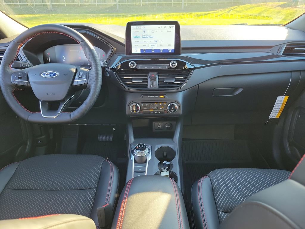 New 2026 Ford Escape ST-Line w/ Cold Weather Package image 11