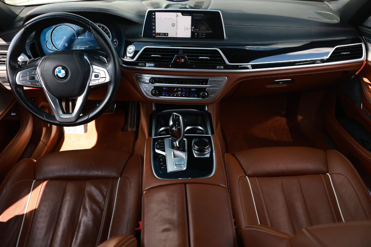 Used 2018 BMW 740e xDrive AWD/4WD image 2