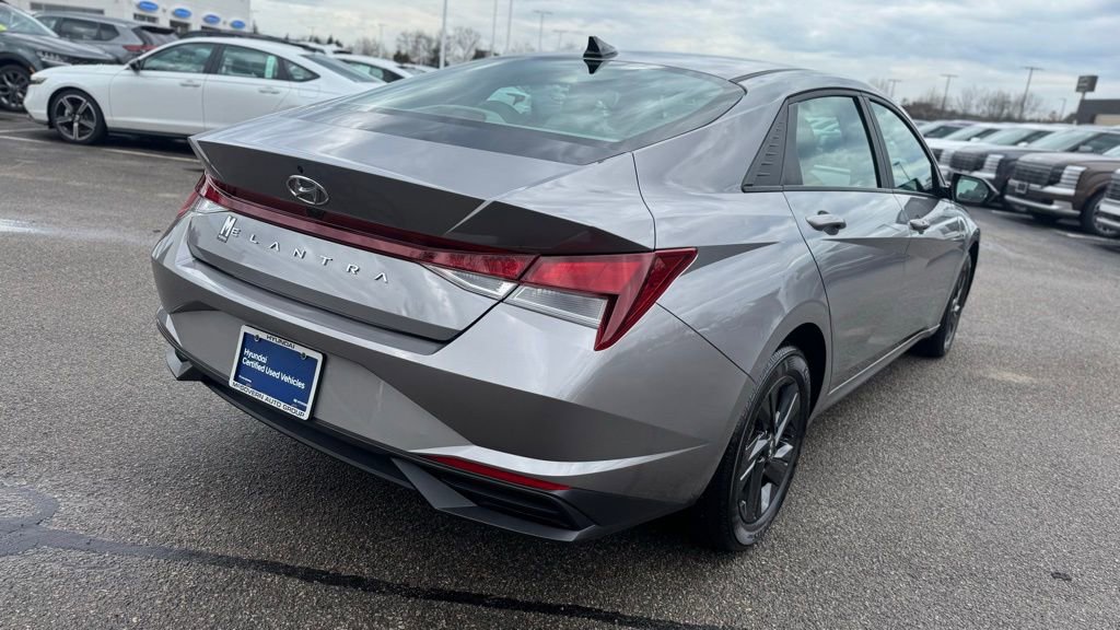 Certified 2023 Hyundai Elantra SEL image 5
