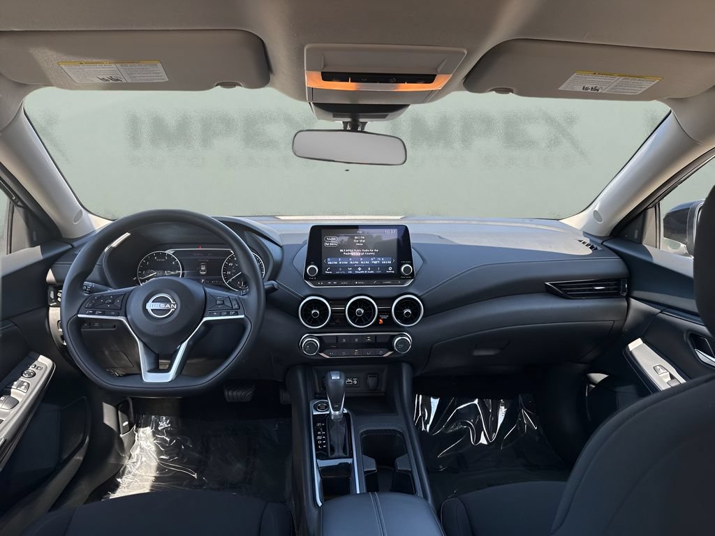 Used 2025 Nissan Sentra SV FWD image 12