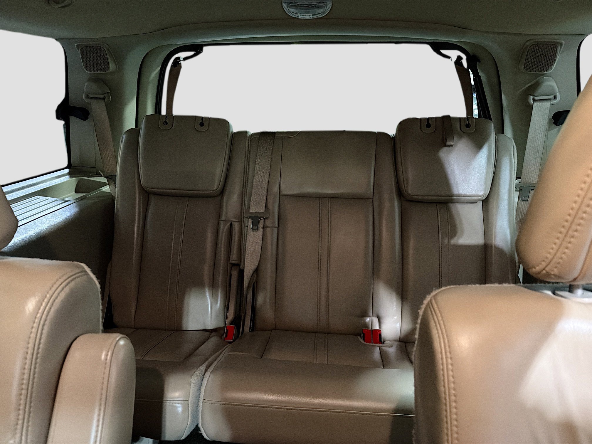 Used 2017 Lincoln Navigator Select image 23