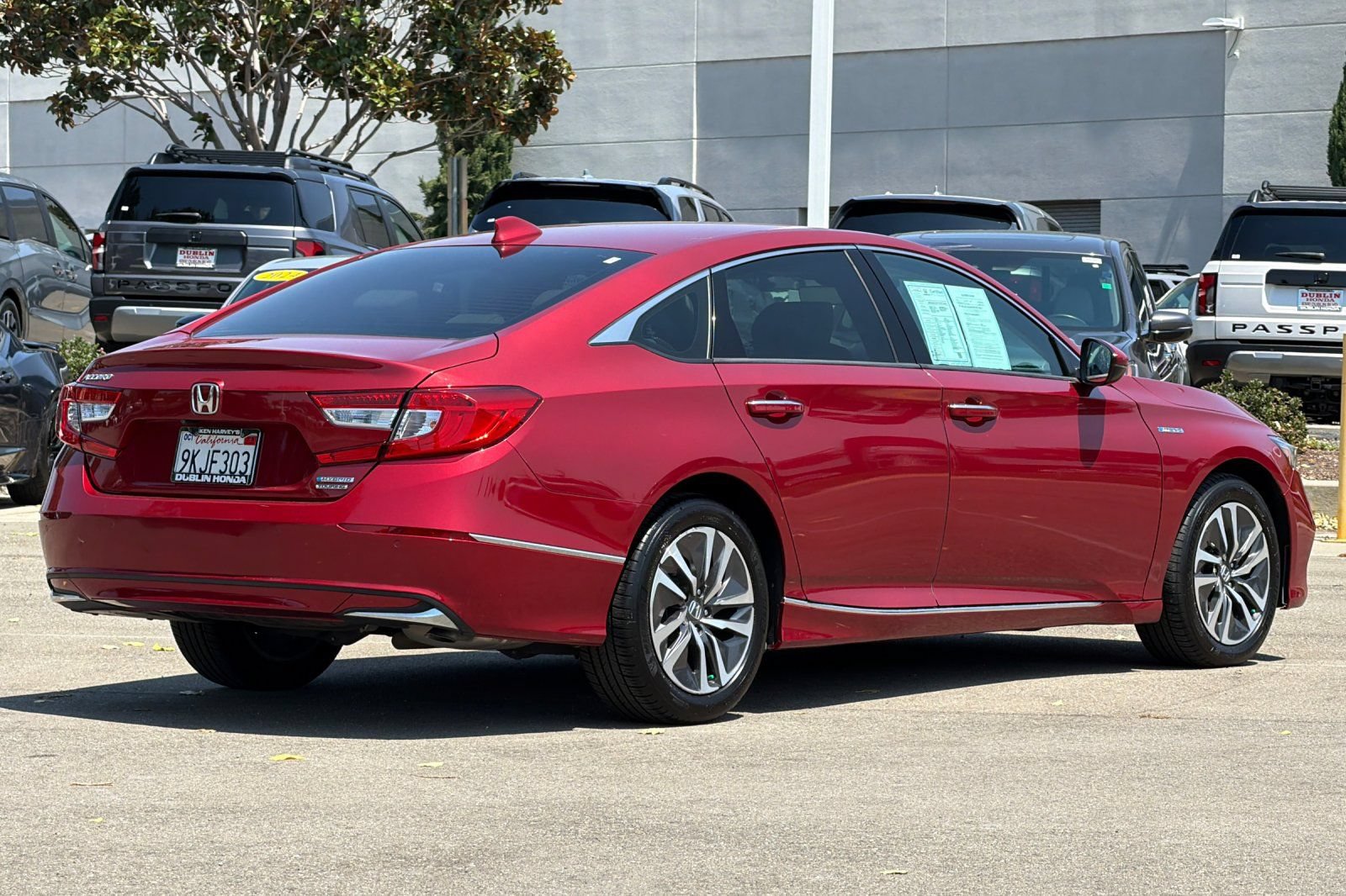 Used 2019 Honda Accord Touring image 4