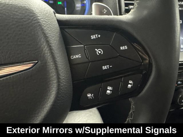 Used 2023 Chrysler 300 S w/ Comfort Group RWD image 18