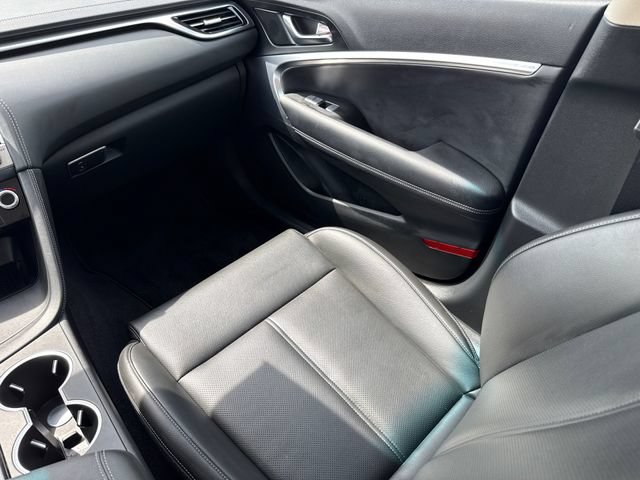 Used 2025 Genesis G70 2.5T AWD/4WD image 15