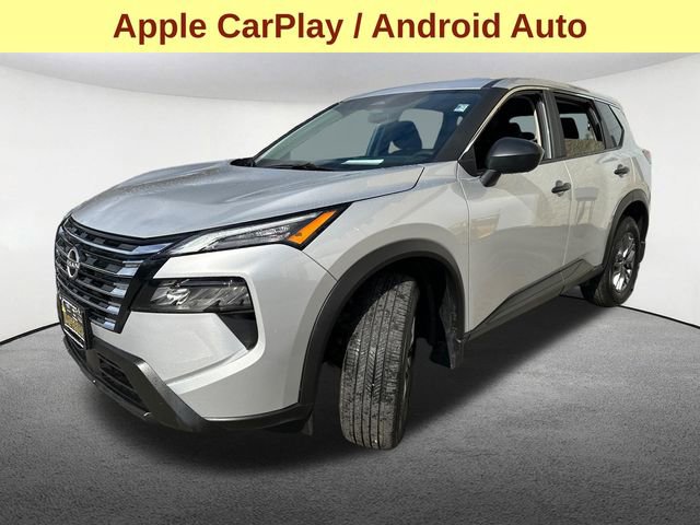 Used 2025 Nissan Rogue S image 5