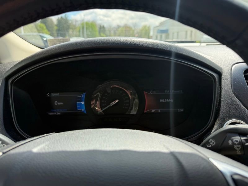 Used 2018 Ford Fusion SE w/ Equipment Group 201A image 12