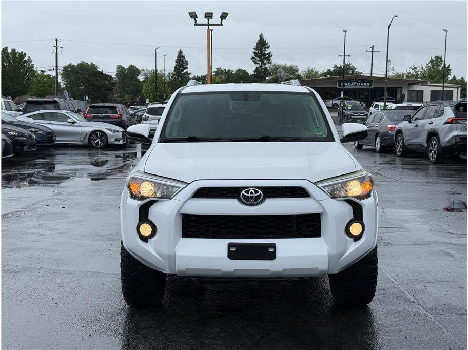 Used 2015 Toyota 4Runner SR5 RWD image 2