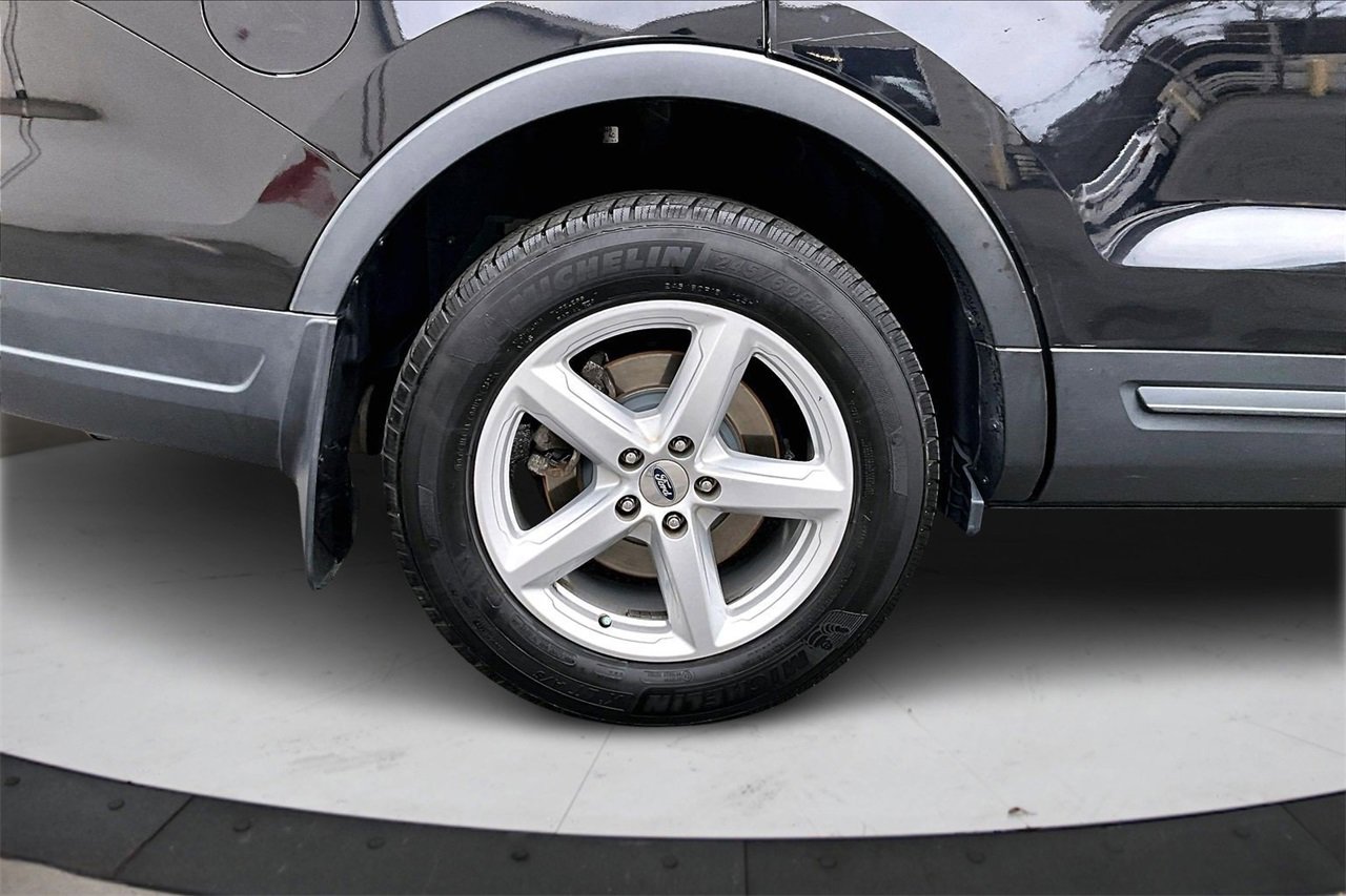 Used 2019 Ford Explorer FWD image 34
