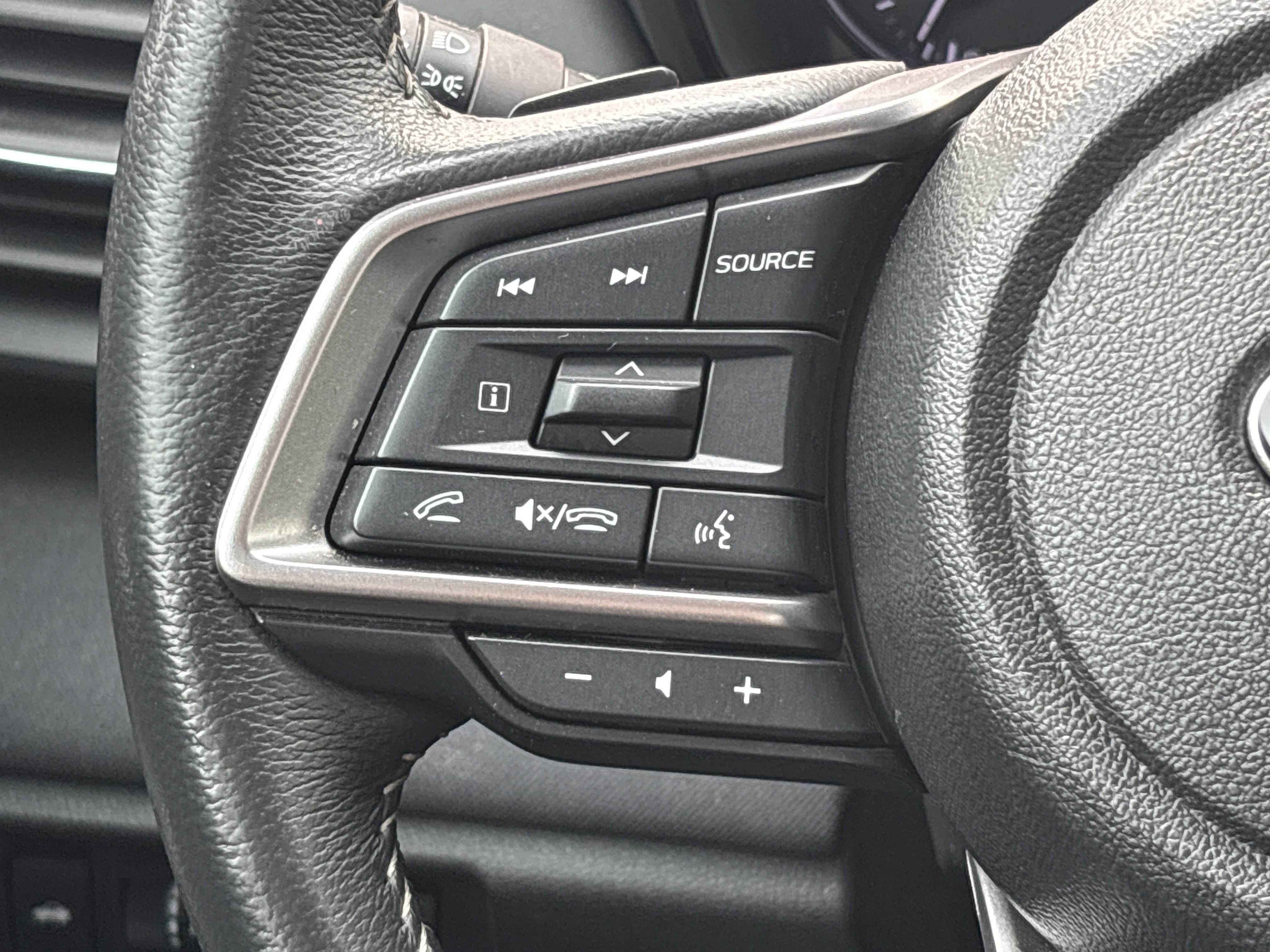 Used 2024 Subaru Legacy Premium AWD/4WD image 8