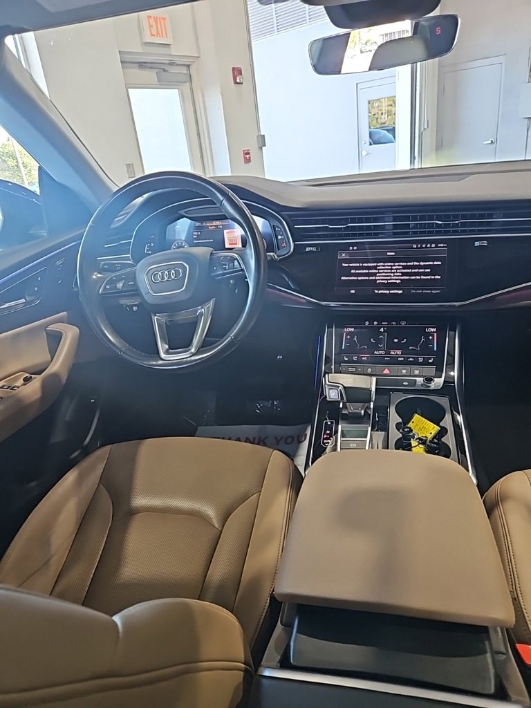 Used 2022 Audi Q8 Premium Plus w/ Premium Plus Package image 26