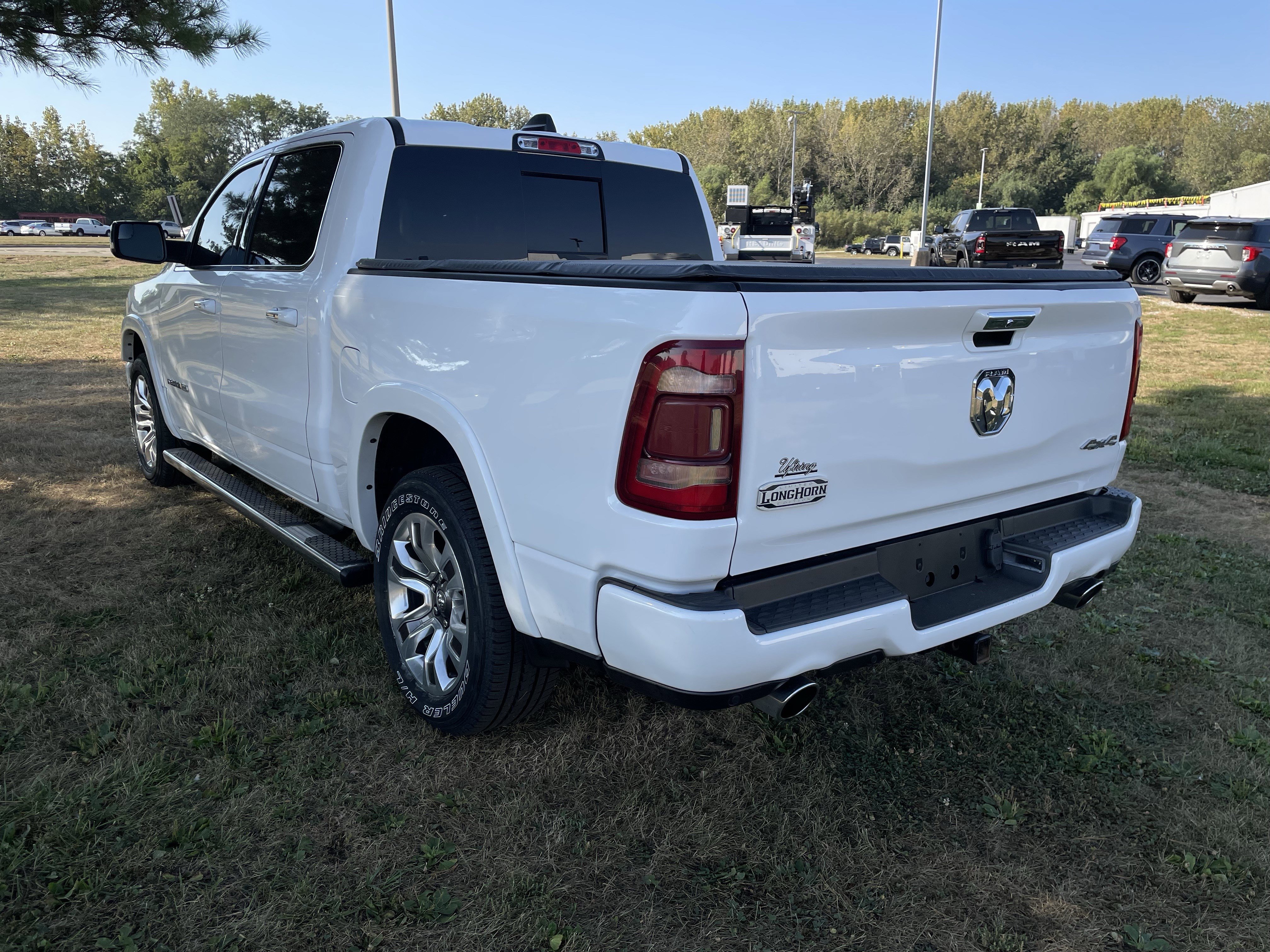 Used 2022 RAM 1500 Limited w/ Body Color Bumper Group image 3