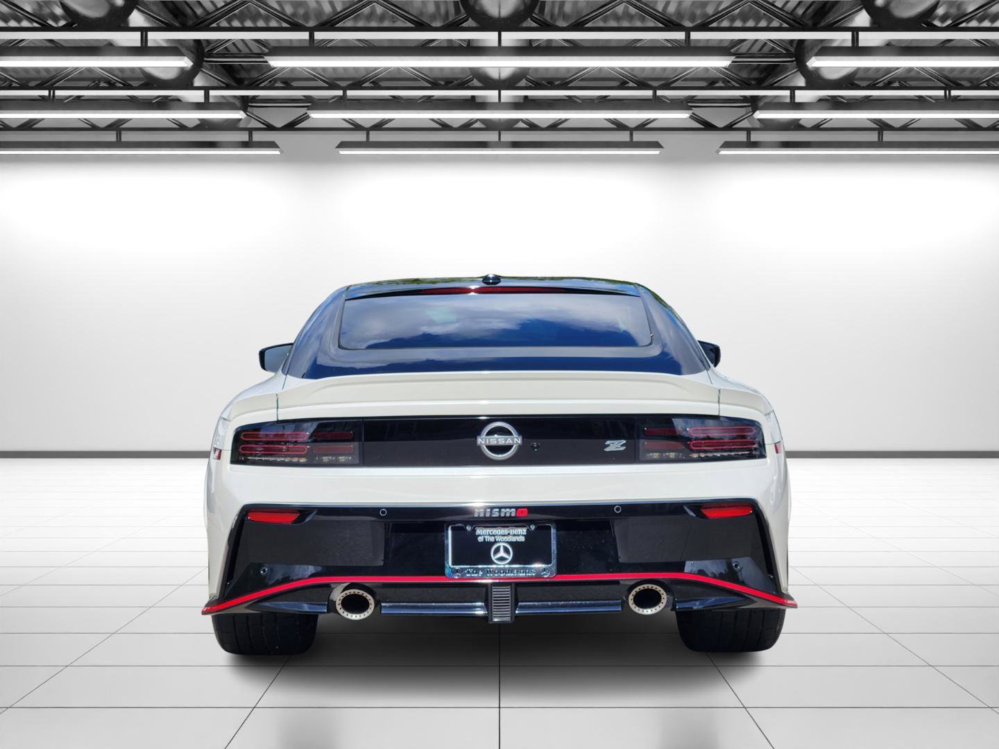Used 2025 Nissan Z NISMO w/ Floor Mat Package image 8