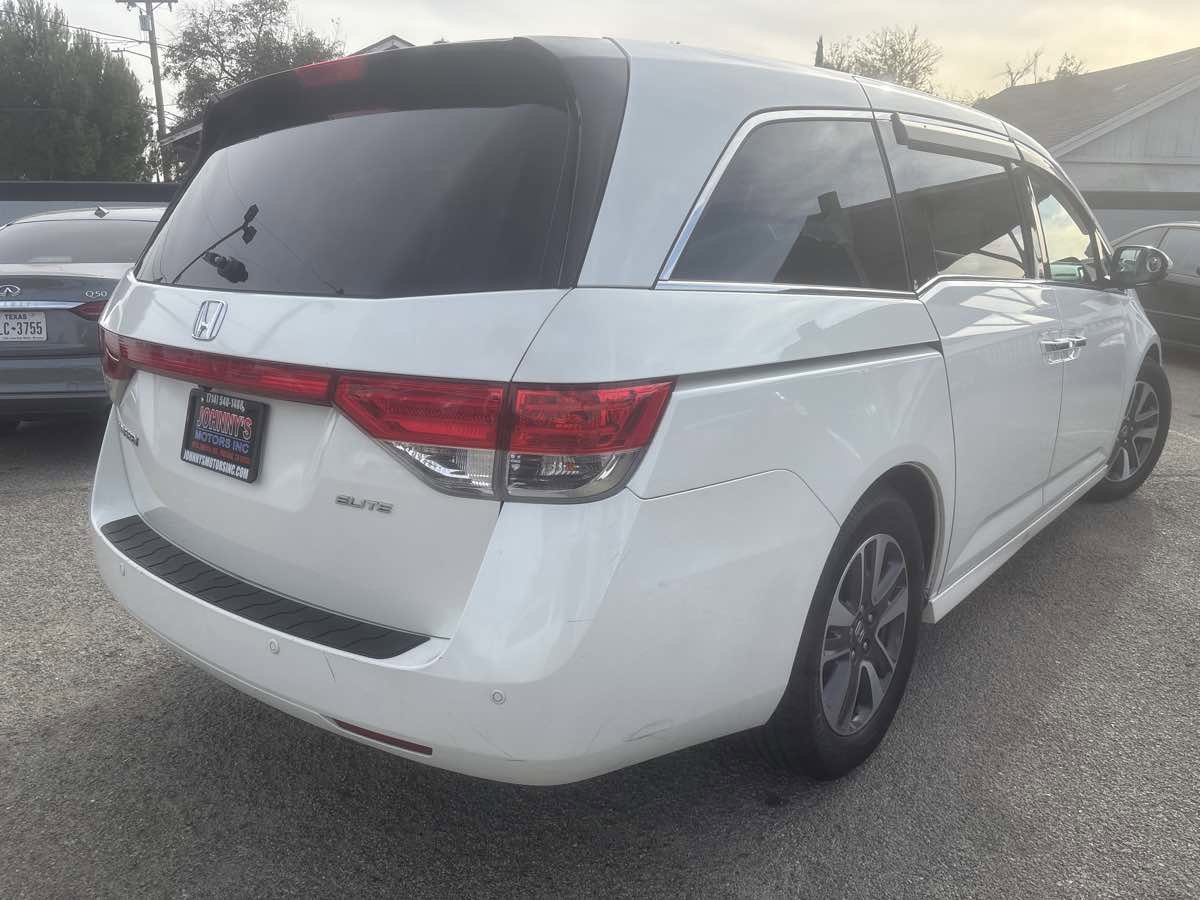 Used 2014 Honda Odyssey Touring image 3