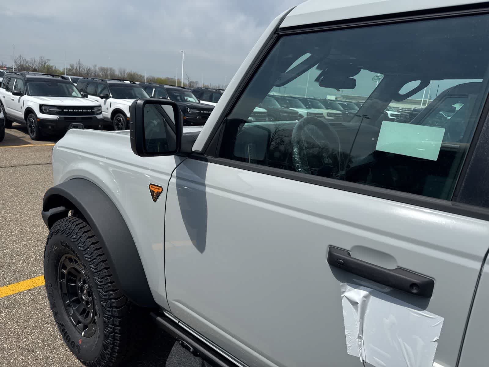 New 2026 Ford Bronco Badlands AWD/4WD image 15