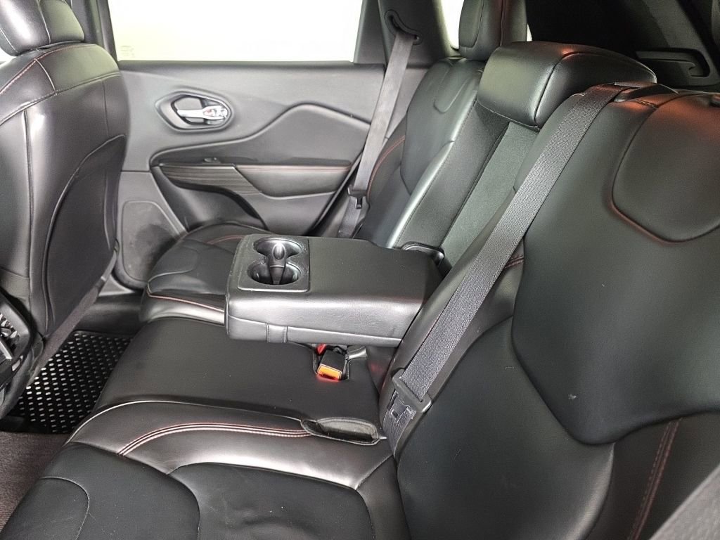 Used 2016 Jeep Cherokee Trailhawk w/ Leather Interior Group image 31