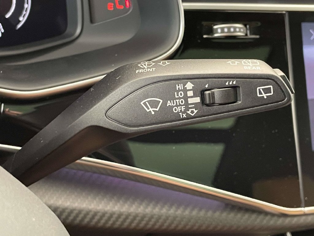 New 2027 Audi RS Q8 performance AWD/4WD image 41