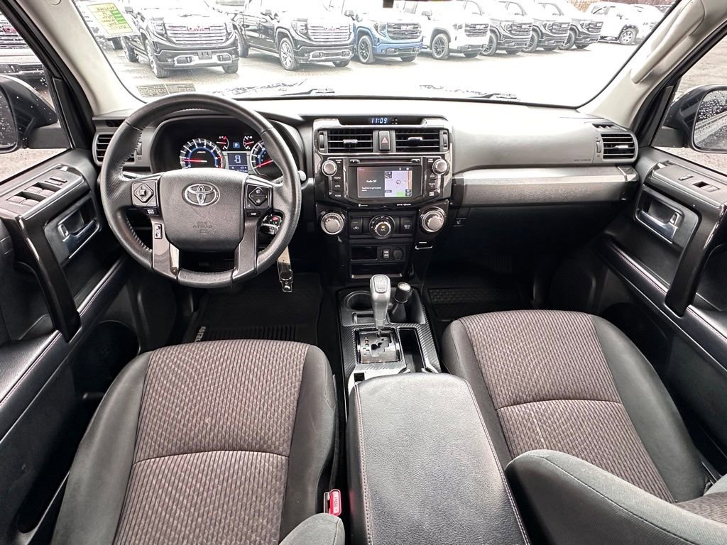 Used 2019 Toyota 4Runner TRD Off-Road AWD/4WD image 24