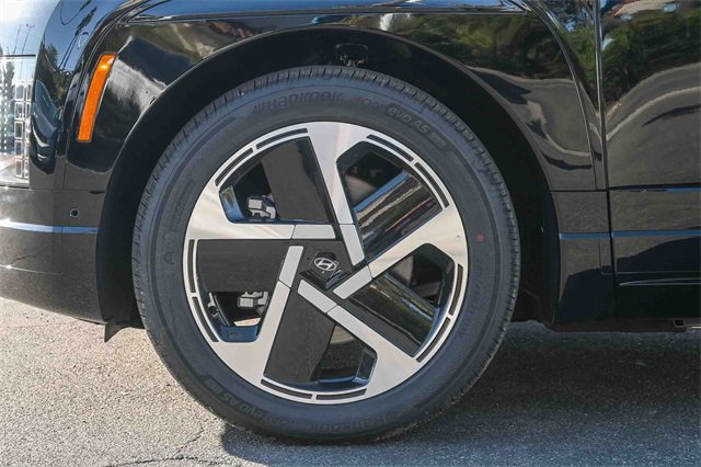 New 2026 Hyundai Ioniq 9 Limited image 11