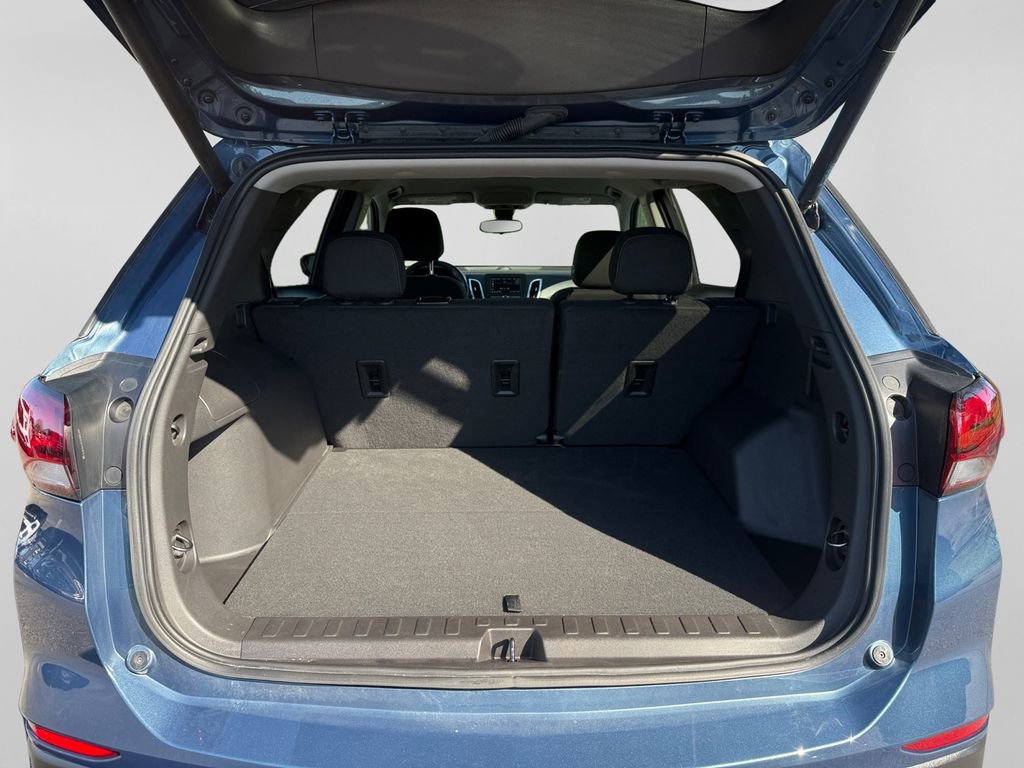 Used 2024 Chevrolet Equinox LT FWD image 19