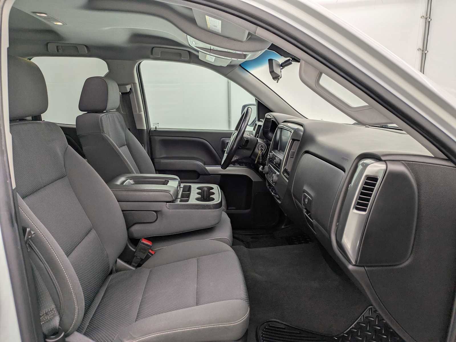 Used 2019 Chevrolet Silverado 1500 LT AWD/4WD image 23