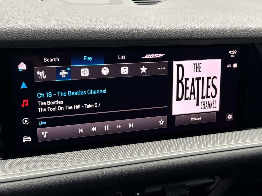 Used 2024 Porsche Cayenne image 22