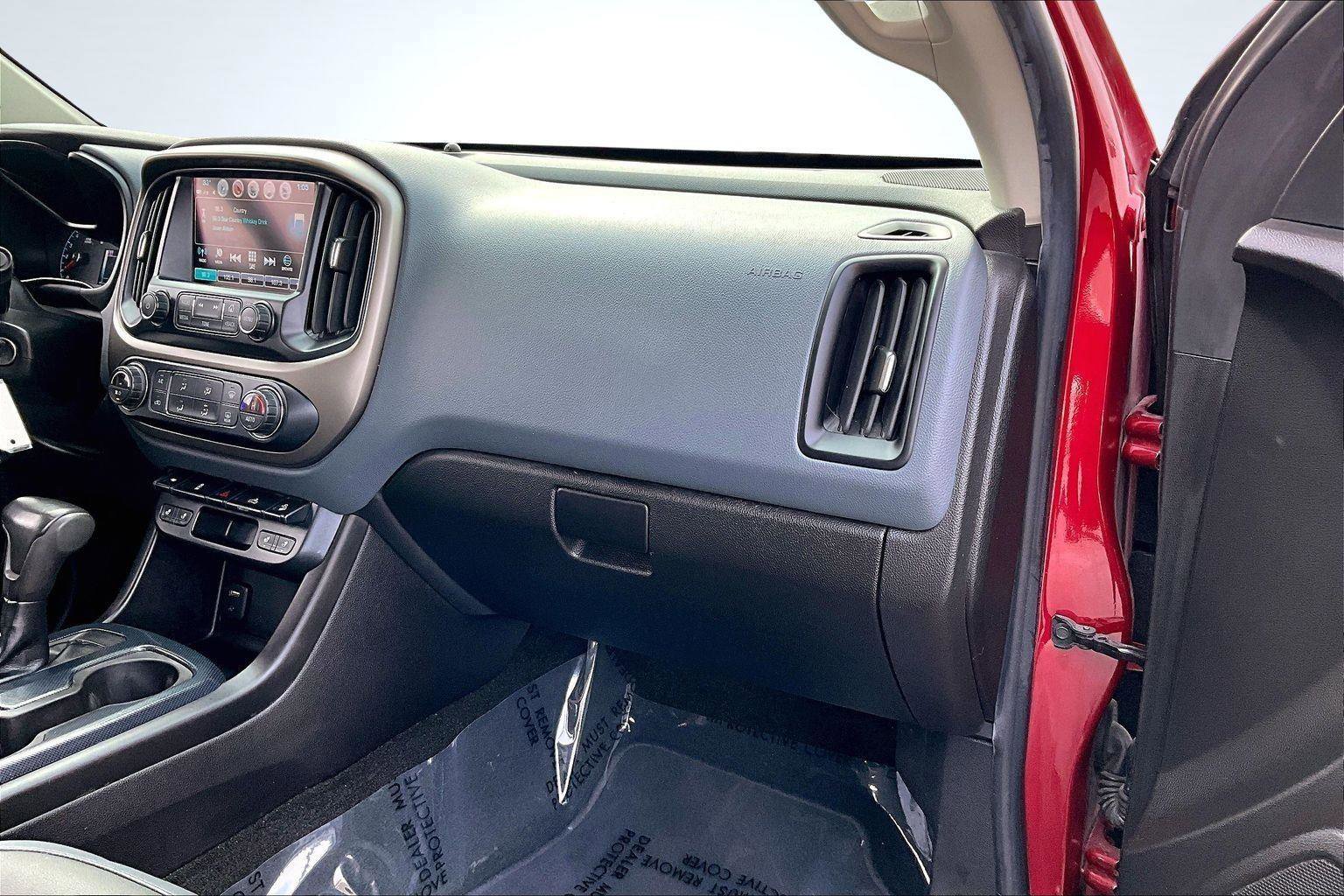 Used 2018 Chevrolet Colorado Z71 image 18