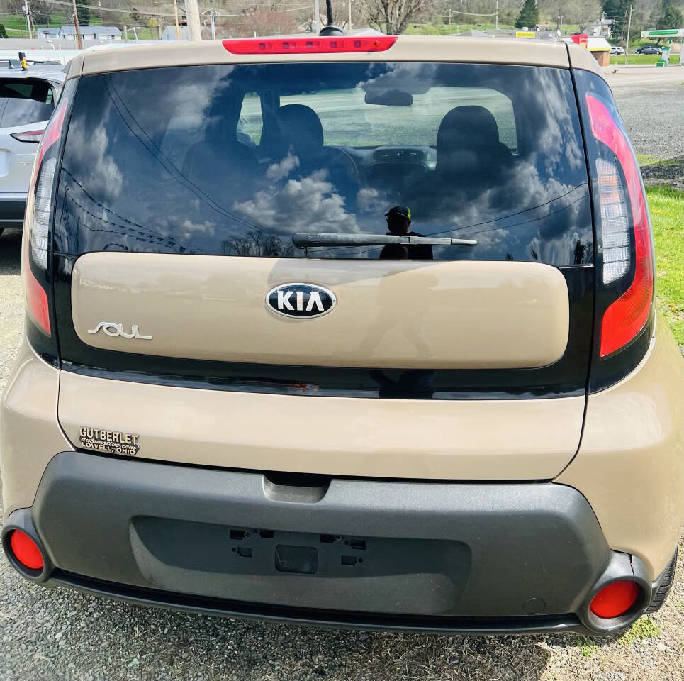 Used 2014 Kia Soul + FWD image 8