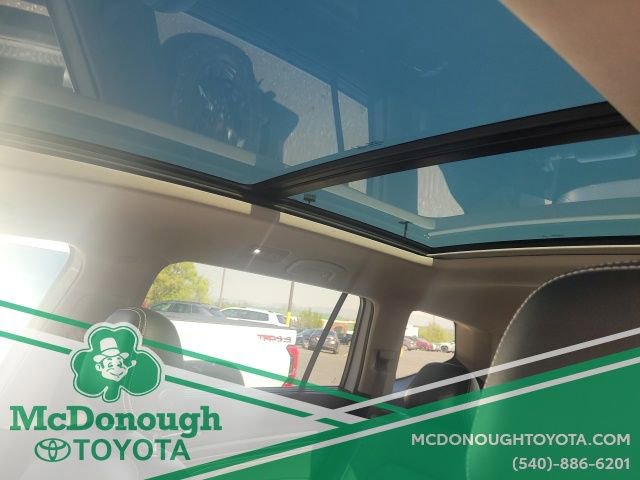 Used 2022 Volkswagen Atlas SEL Premium image 21