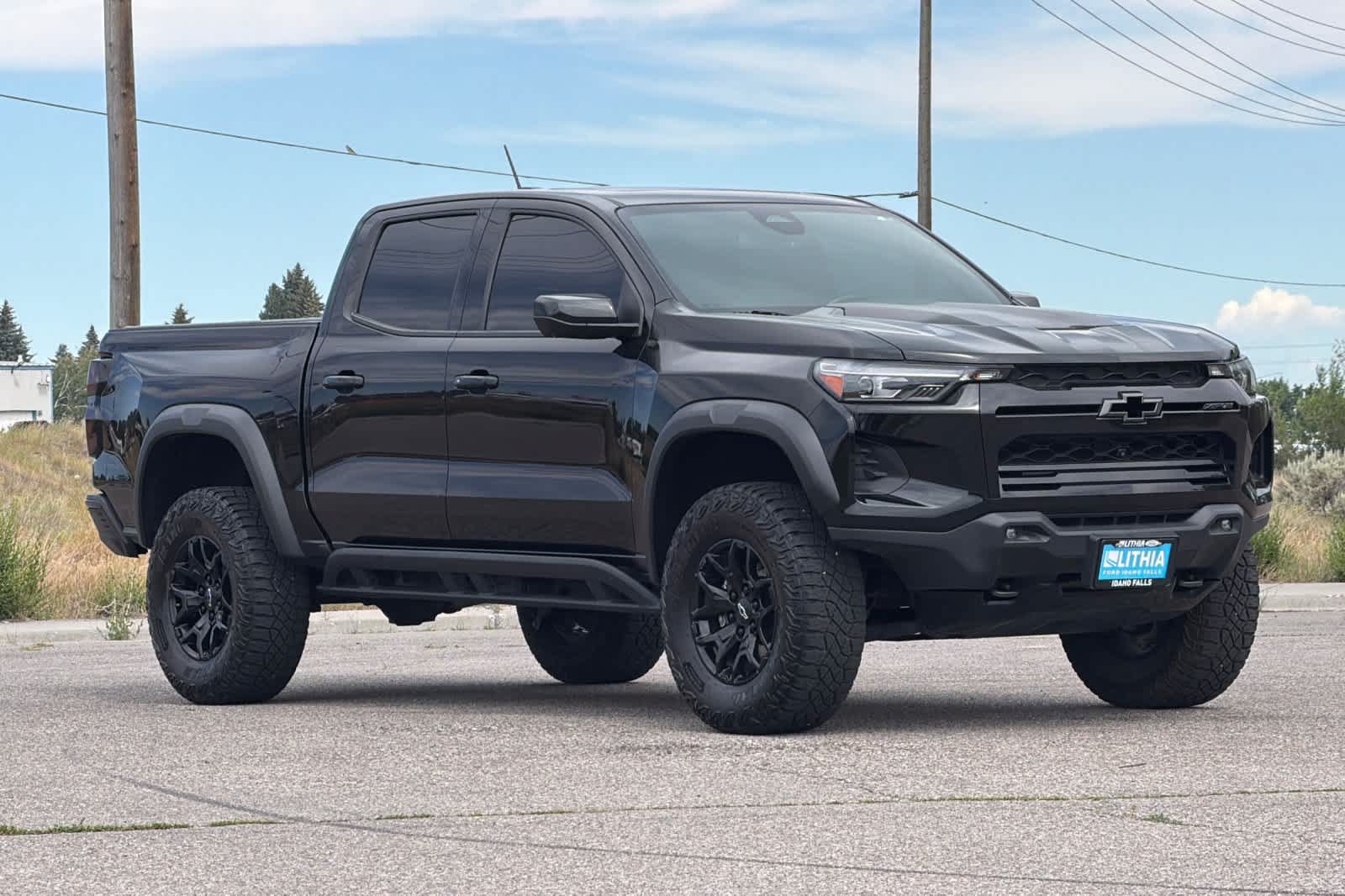 Used 2023 Chevrolet Colorado ZR2 w/ ZR2 Convenience Package III AWD/4WD image 9