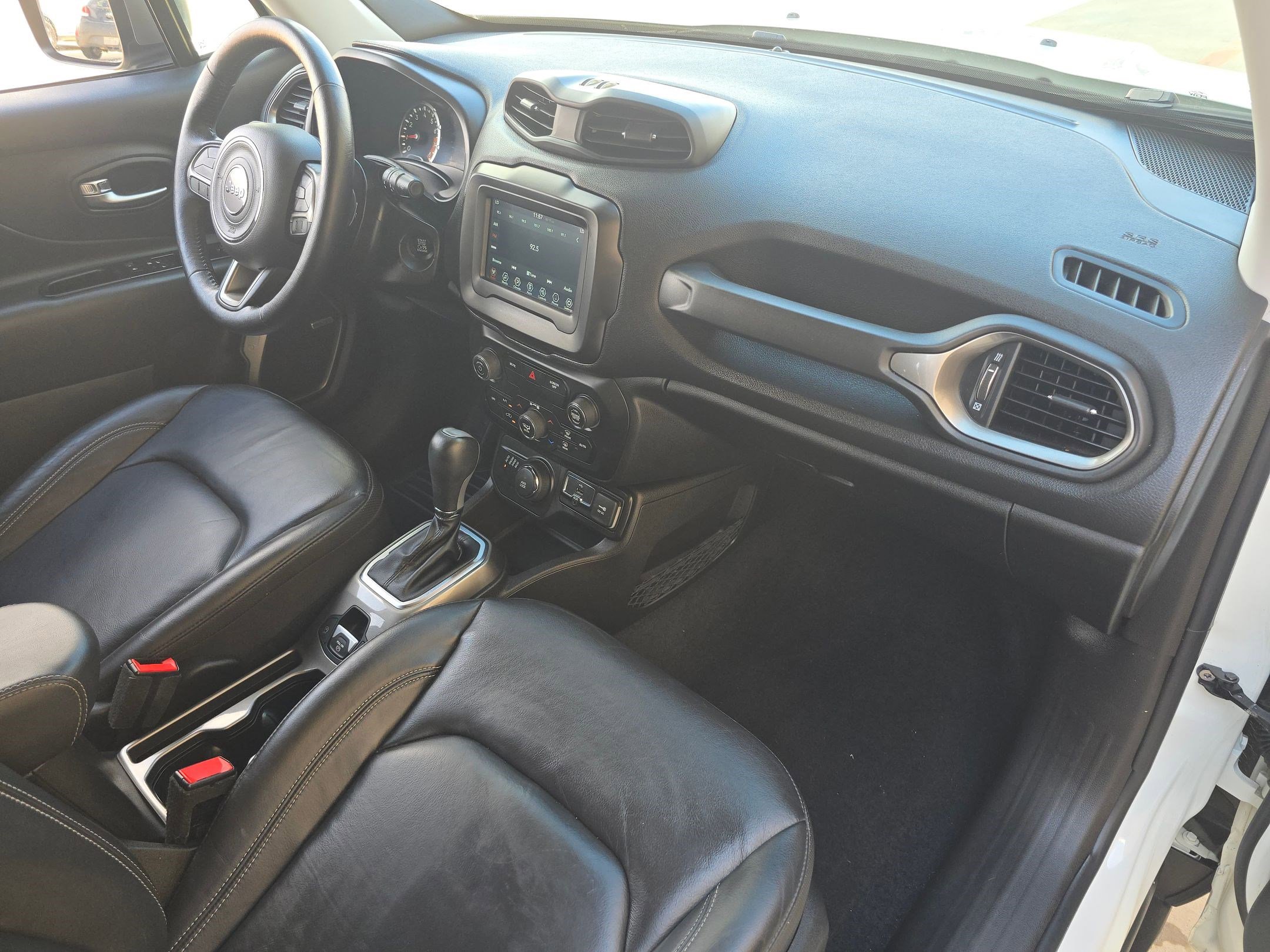 Used 2020 Jeep Renegade Limited image 31