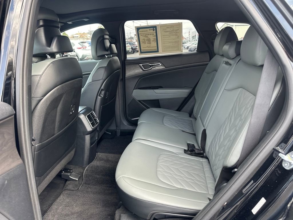 Used 2023 Kia Sportage X-Line w/ X-Line Premium Package image 16