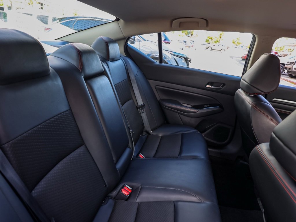 Used 2023 Nissan Altima 2.5 SR image 17