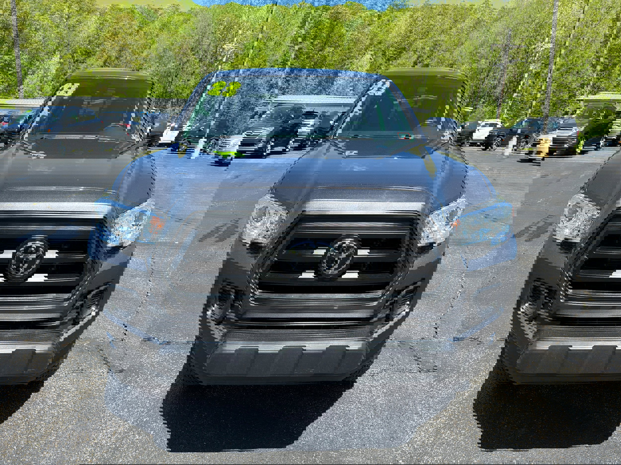 Used 2023 Toyota Tacoma SR video 2