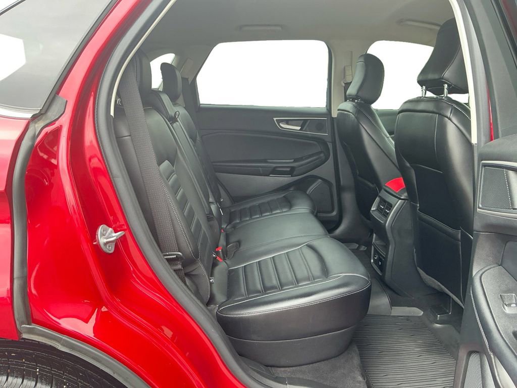 Used 2022 Ford Edge SEL w/ Convenience Package AWD/4WD image 23