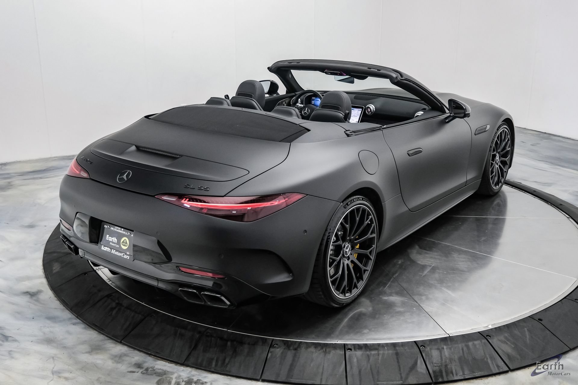 Used 2022 Mercedes-Benz SL 55 AMG 4MATIC image 24