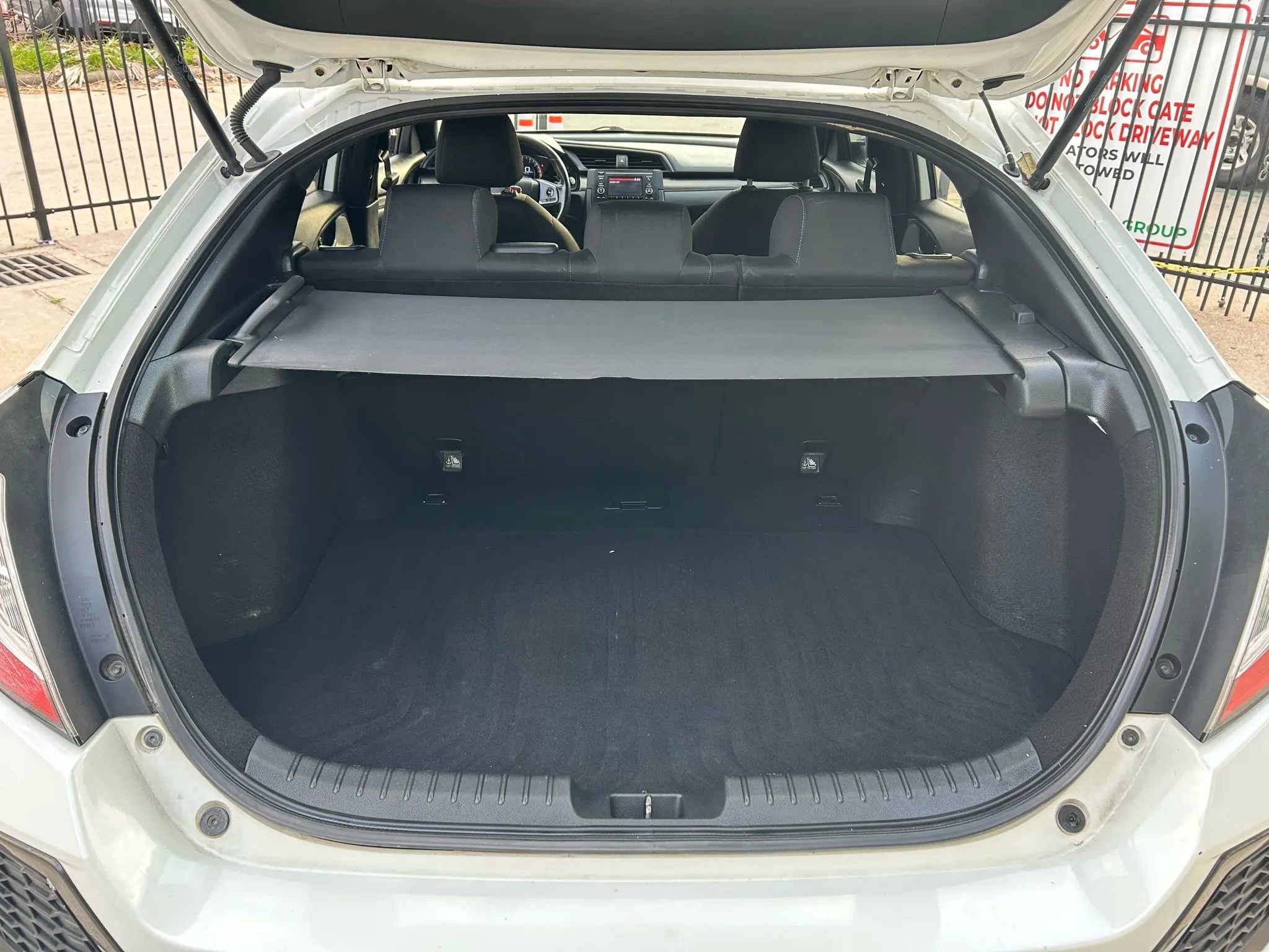 Used 2017 Honda Civic Sport image 27
