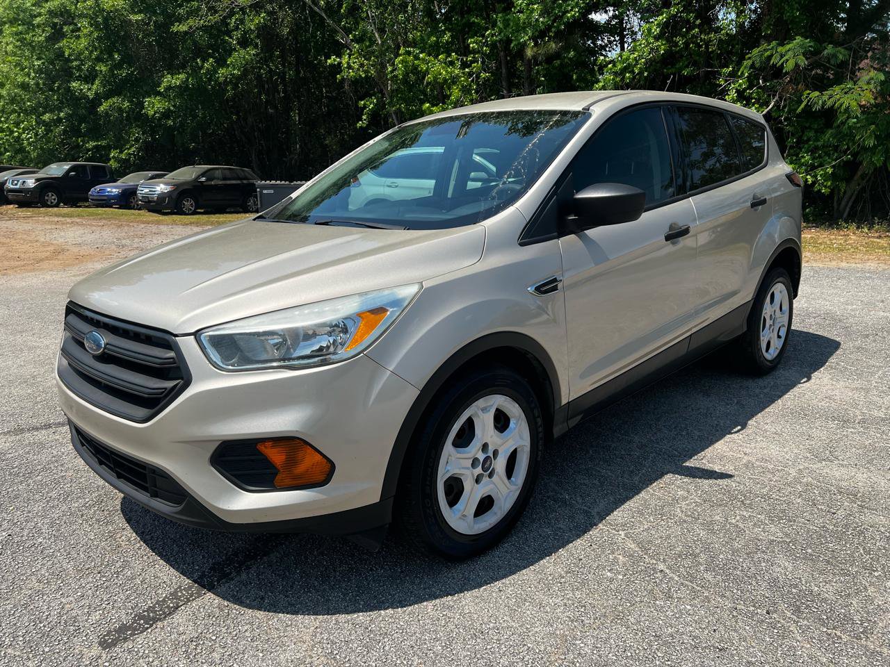 Used 2017 Ford Escape S FWD image 3