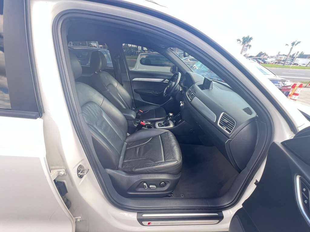 Used 2018 Audi Q3 2.0T Premium w/ Convenience Package FWD image 16