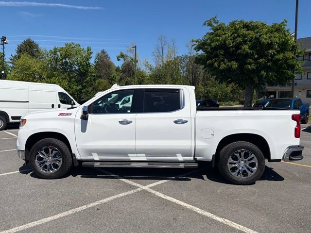 Used 2025 Chevrolet Silverado 1500 LTZ w/ Z71 Off-Road Package AWD/4WD image 4