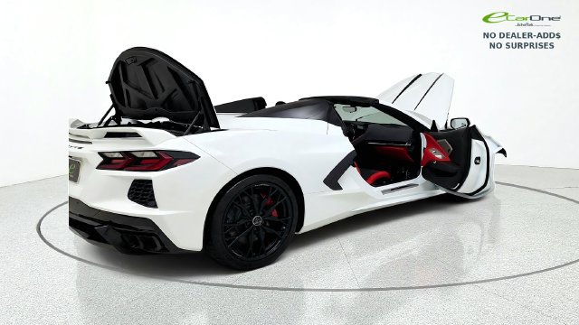 Used 2024 Chevrolet Corvette Stingray Premium Conv w/ Z51 Performance Package RWD image 19