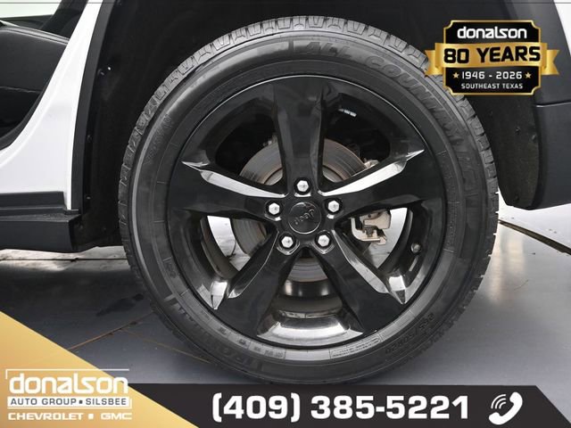 Used 2023 Jeep Grand Cherokee Altitude image 13