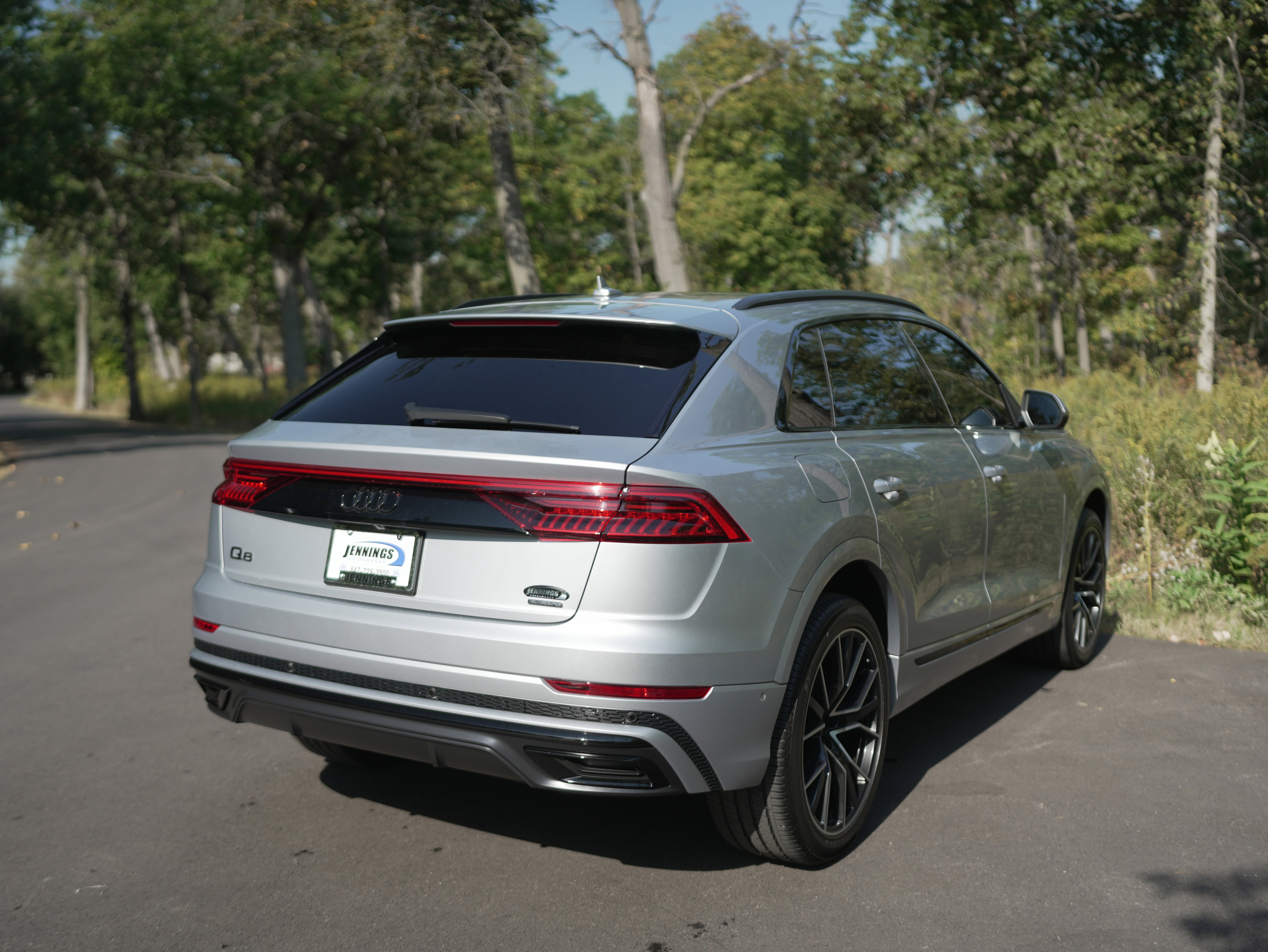 Used 2022 Audi Q8 Premium Plus w/ Premium Plus Package image 8