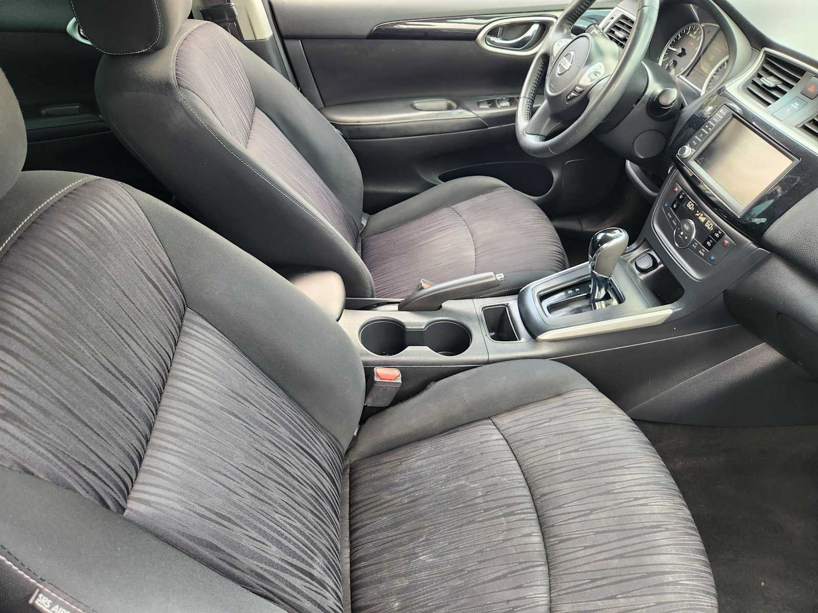 Used 2019 Nissan Sentra SV w/ Exterior Package FWD image 13