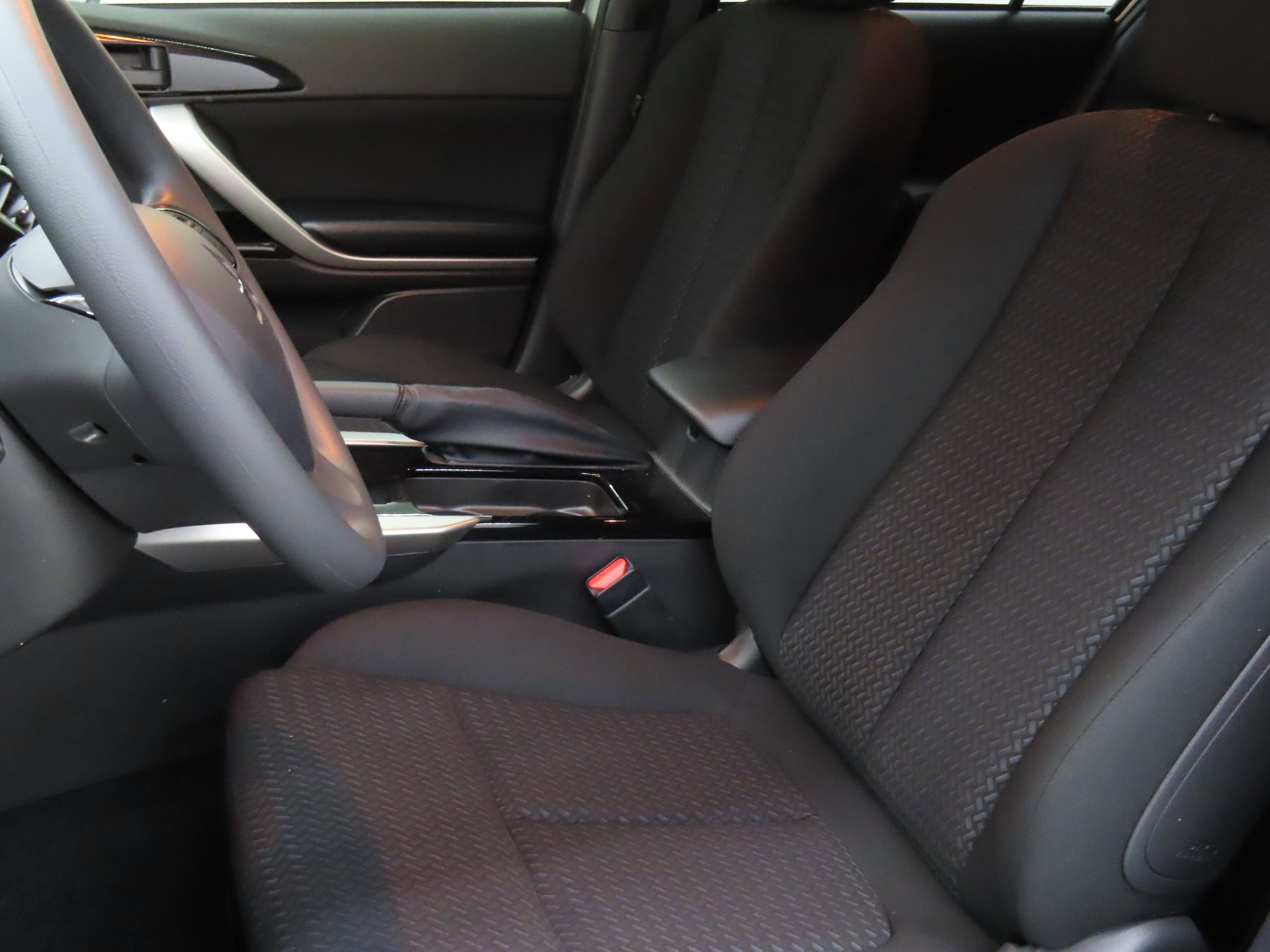 New 2025 Mitsubishi Eclipse Cross LE image 10