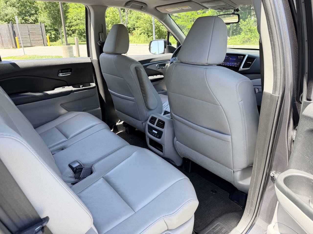 Used 2017 Honda Pilot EX-L image 28