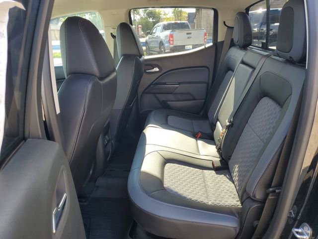 Used 2022 Chevrolet Colorado Z71 w/ Z71 Midnight Edition image 30