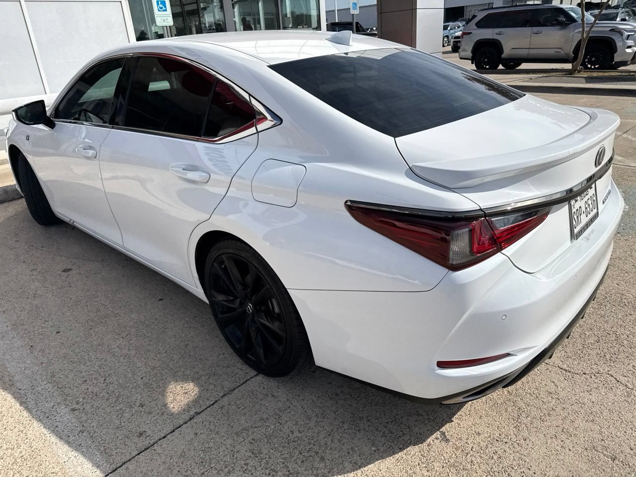 Used 2023 Lexus ES 350 F Sport w/ Accessory Package (Z2) FWD image 3