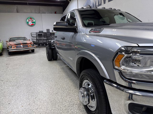 Used 2022 RAM 3500 Tradesman w/ Chrome Appearance Group image 47